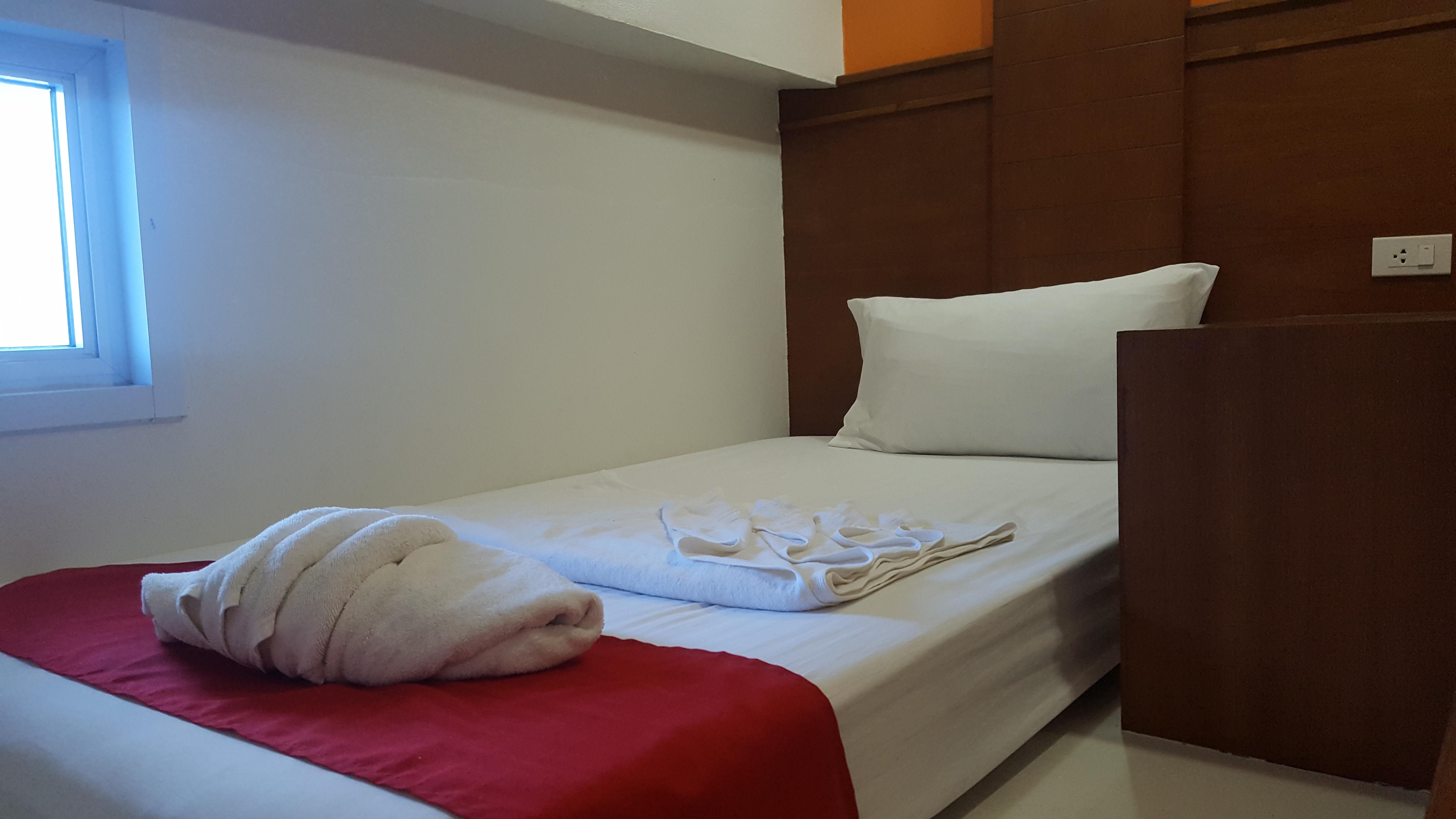 First And Frang Hotel - Koh Phangan Thong Sala Exterior foto