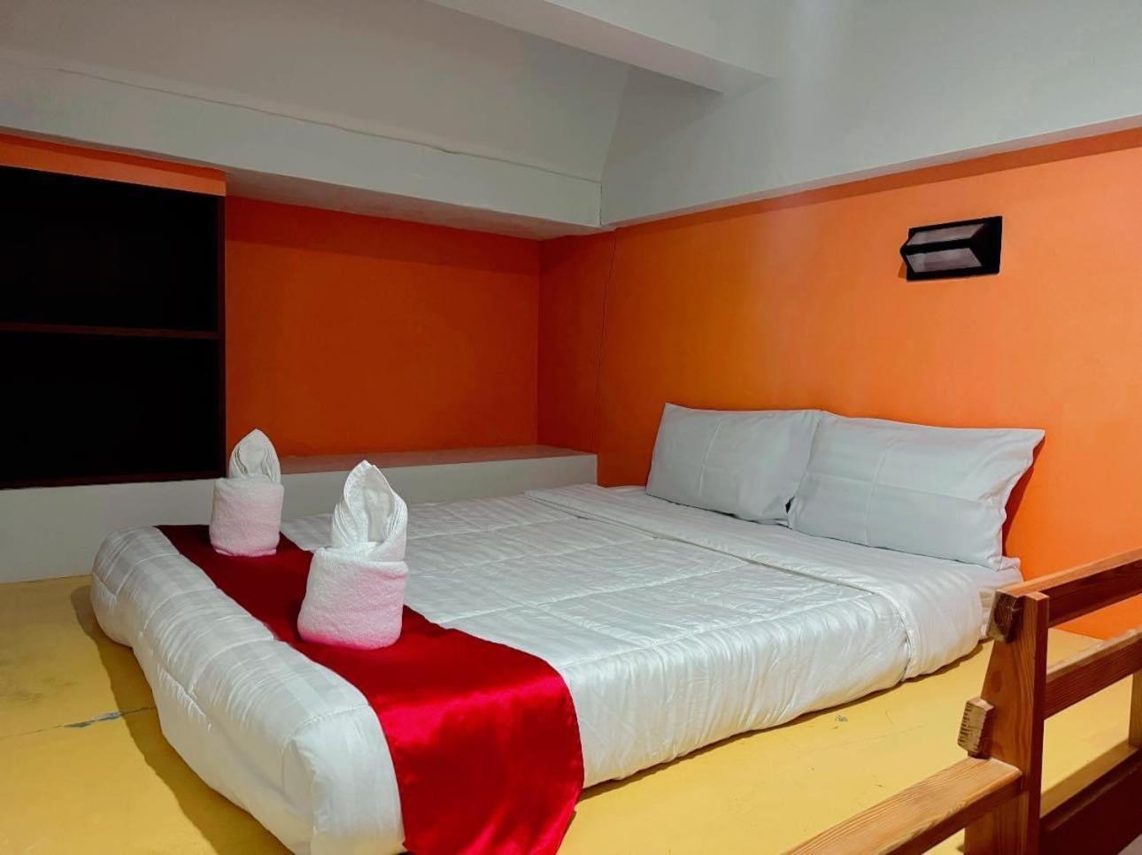First And Frang Hotel - Koh Phangan Thong Sala Exterior foto